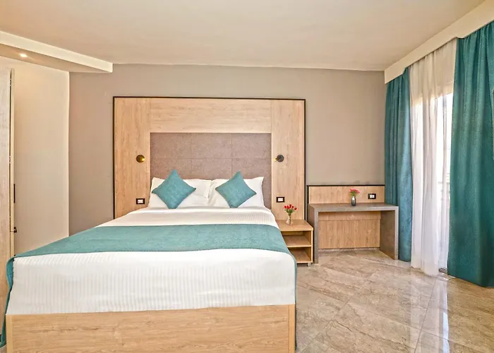 Resort Xperience Kiroseiz Parkland Şarm El-Şeyh