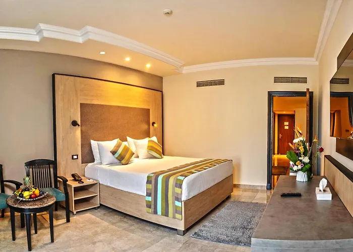 Resort Xperience Kiroseiz Parkland Şarm El-Şeyh