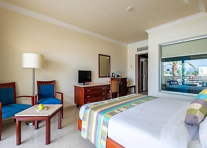 Xperience Kiroseiz Parkland Resort 5*