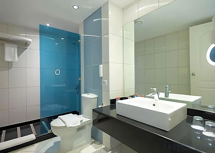 Xperience Kiroseiz Parkland Resort 5*