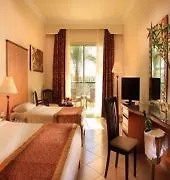 Xperience Kiroseiz Parkland Resort 5*